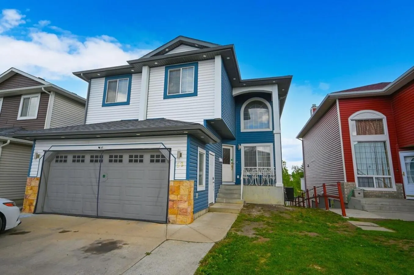 Apartment 52-3 Bed Suite On Lake Central Ac By Airport Calgary